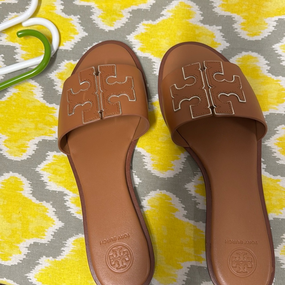Tory Birch Sandals size 8.5- new